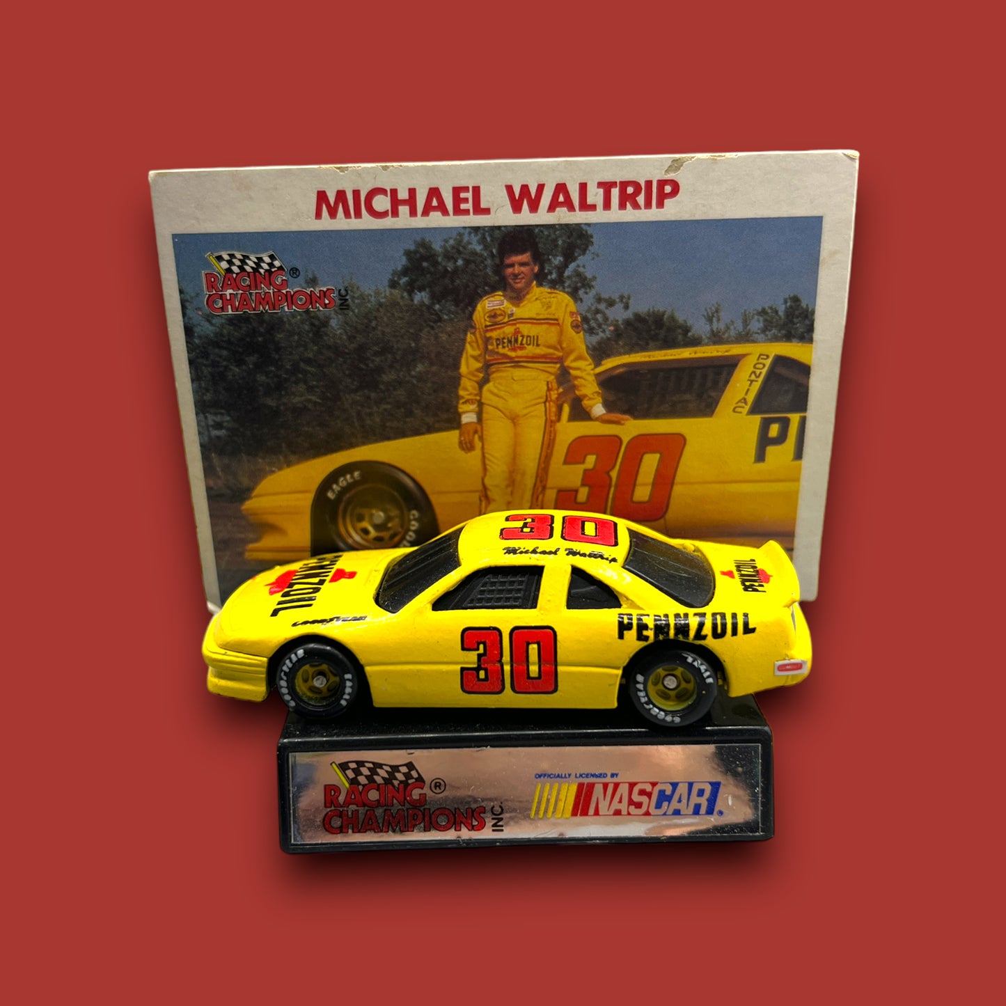 Racing Champions NASCAR: #28 Davey Allison (Racing Champions Inc. 1992)