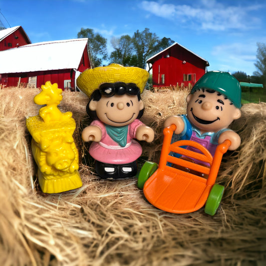 Vintage Peanuts Farming Series Figurines (United feat Syndicate, 1966)